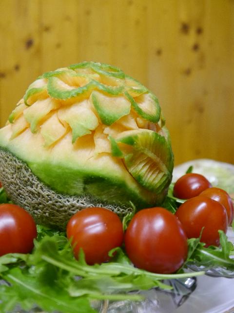 Melonen-Schnitzkunst